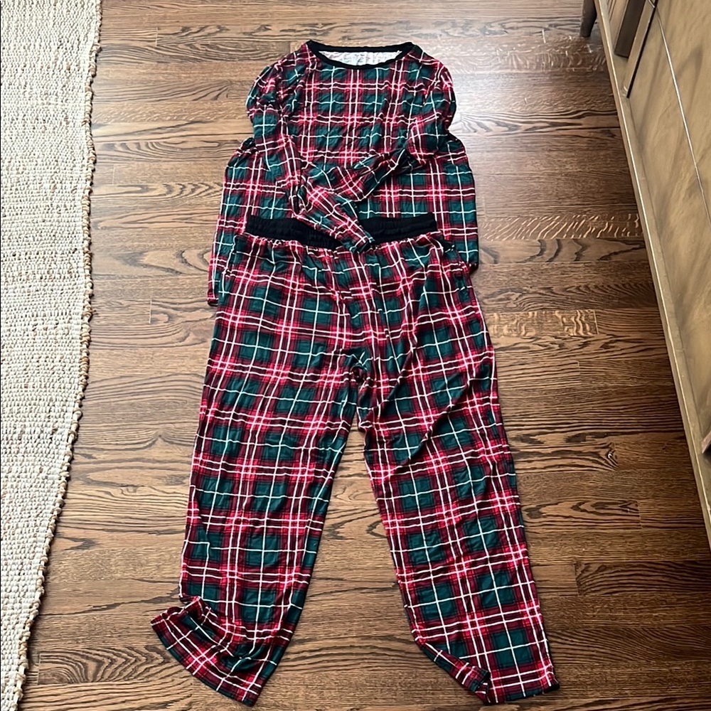 Men’s Little Sleepies fireside plaid size large